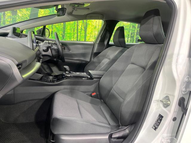プリウス Ｘ　禁煙車　セーフティセンス　ナビ機能付純正８型ディスプレイ　バックカメラ　ブラインドスポットモニター　ＡＣ１００Ｖ電源　ＬＥＤライト　オートハイビーム　レーダークルーズ　ドラレコ　オートエアコン　ＥＴＣ（32枚目）