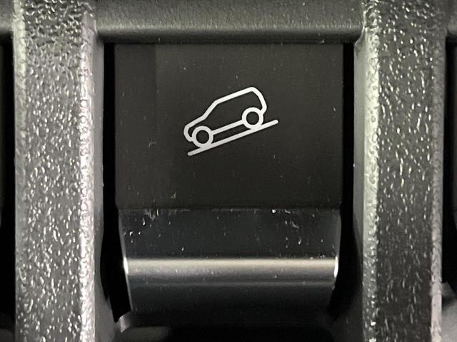 ジムニー ＸＣ　４ＷＤ　禁煙車　メモリーナビ　Ｂｌｕｅｔｏｏｔｈ再生　クルーズコントロール　コーナーセンサー　ＬＥＤライト　オートライト　車線逸脱警報　前席シートヒーター　ダウンヒルアシスト　スマートキー（26枚目）