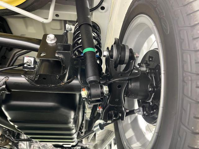 エブリイワゴン ＰＺターボスペシャル　届出済未使用車　セーフティサポート　両側電動スライド　コーナーセンサー　スマートキー　プッシュスタート　シートヒーター　車線逸脱警報　横滑り防止装置　オートエアコン　ＬＥＤライト　オートライト（20枚目）