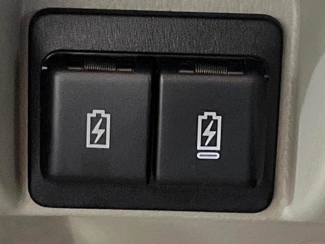 エブリイワゴン ＰＺターボスペシャル　届出済未使用車　セーフティサポート　両側電動スライド　コーナーセンサー　スマートキー　プッシュスタート　シートヒーター　車線逸脱警報　横滑り防止装置　オートエアコン　ＬＥＤライト　オートライト（32枚目）