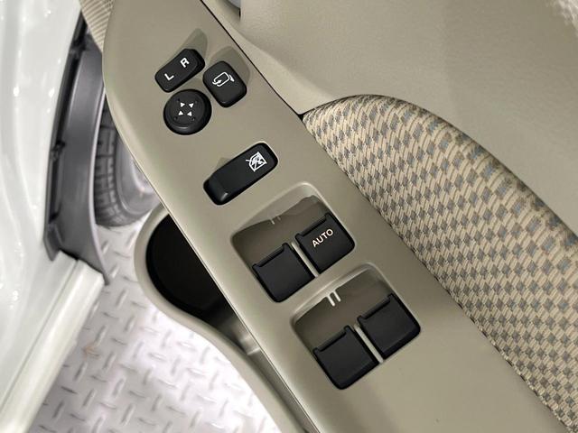 エブリイワゴン ＰＺターボスペシャル　届出済未使用車　セーフティサポート　両側電動スライド　コーナーセンサー　スマートキー　プッシュスタート　シートヒーター　車線逸脱警報　横滑り防止装置　オートエアコン　ＬＥＤライト　オートライト（45枚目）