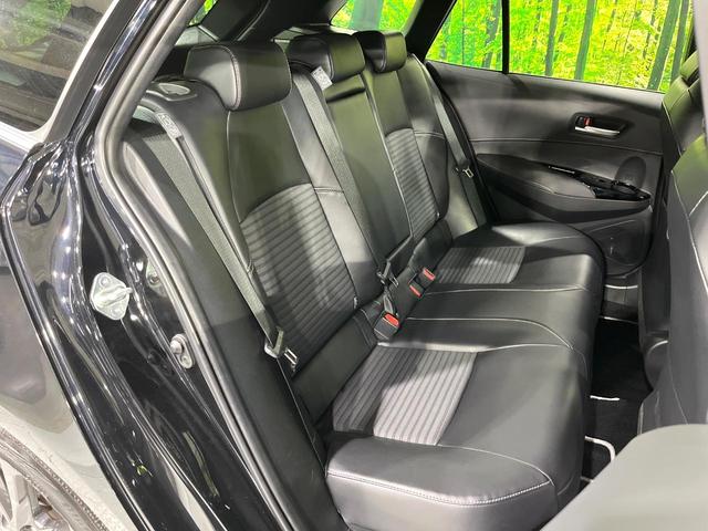 カローラツーリング ハイブリッド　ダブルバイビー　禁煙車　セーフティセンス　純正１０．５型ナビ　バックカメラ　前席シートヒーター　ＡＣ１００Ｖ電源　電動パーキングブレーキ　オートハイビーム　ＬＥＤライト　ＥＴＣ　純正１７インチＡＷ（9枚目）