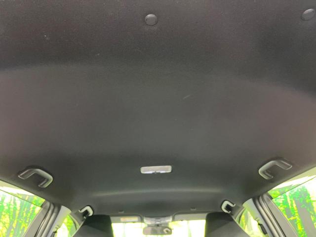 カローラツーリング ハイブリッド　ダブルバイビー　禁煙車　セーフティセンス　純正１０．５型ナビ　バックカメラ　前席シートヒーター　ＡＣ１００Ｖ電源　電動パーキングブレーキ　オートハイビーム　ＬＥＤライト　ＥＴＣ　純正１７インチＡＷ（42枚目）