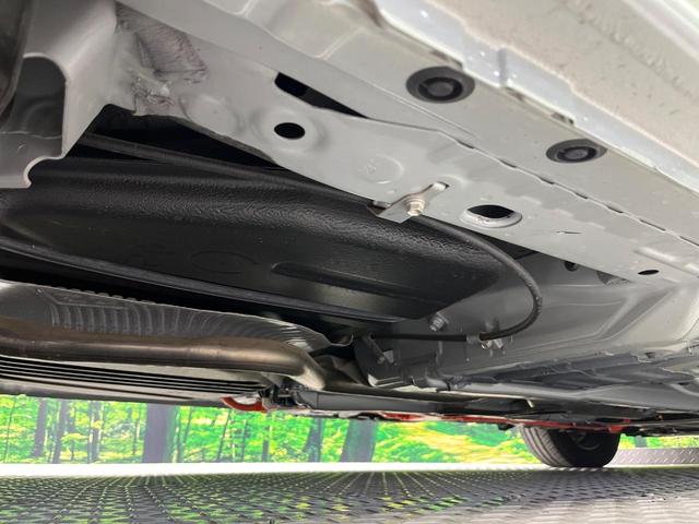 シエンタ ハイブリッドZ 禁煙車 セーフティセンス 純正10.5型ナビ 全周囲カメラ 両側電動スライド AC100V電源 ステアリングヒーター 前席シートヒーター ETC オートハイビーム LEDライト ウィンカーミラー(42枚目)