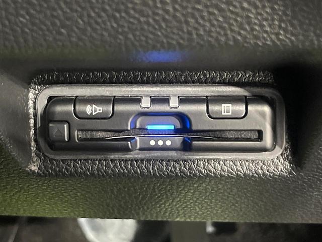 ＷＲ－Ｖ Ｚ　禁煙車　ホンダセンシング　ホンダコネクトナビ　レーダークルーズ　バックカメラ　ハーフレザーシート　ＥＴＣ　ドラレコ　スマートキー　ＬＥＤヘッドライト　純正１７インチアルミ　オートライト　オートエアコン（7枚目）