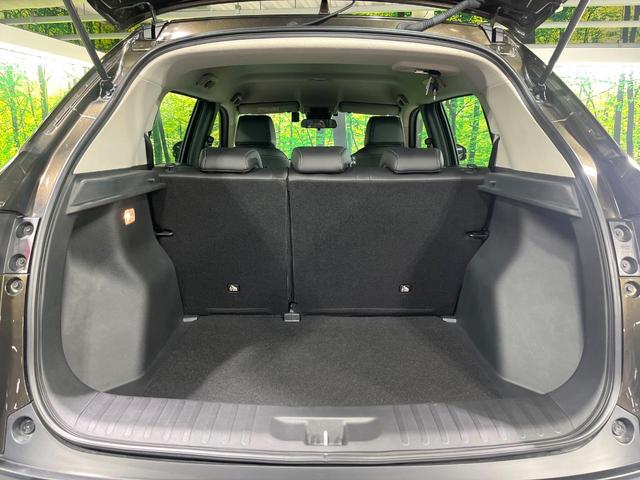 ＷＲ－Ｖ Ｚ　禁煙車　ホンダセンシング　ホンダコネクトナビ　レーダークルーズ　バックカメラ　ハーフレザーシート　ＥＴＣ　ドラレコ　スマートキー　ＬＥＤヘッドライト　純正１７インチアルミ　オートライト　オートエアコン（10枚目）