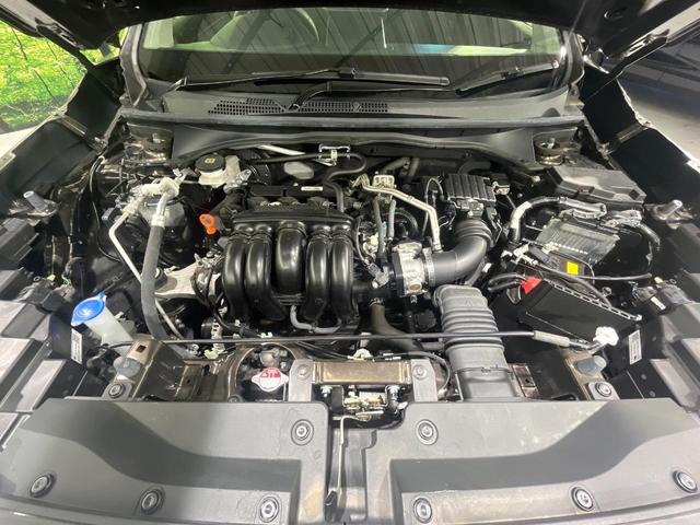 ＷＲ－Ｖ Ｚ　禁煙車　ホンダセンシング　ホンダコネクトナビ　レーダークルーズ　バックカメラ　ハーフレザーシート　ＥＴＣ　ドラレコ　スマートキー　ＬＥＤヘッドライト　純正１７インチアルミ　オートライト　オートエアコン（18枚目）