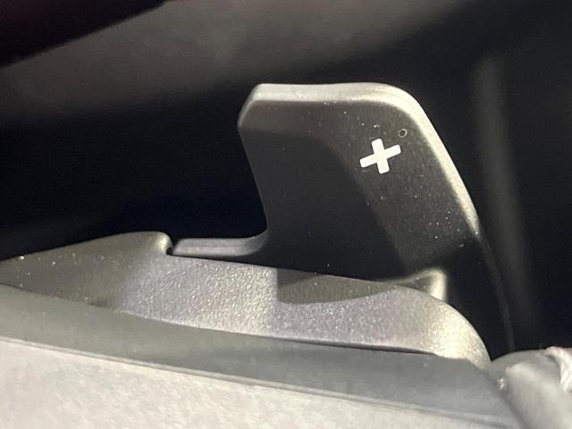 ＷＲ－Ｖ Ｚ　禁煙車　ホンダセンシング　ホンダコネクトナビ　レーダークルーズ　バックカメラ　ハーフレザーシート　ＥＴＣ　ドラレコ　スマートキー　ＬＥＤヘッドライト　純正１７インチアルミ　オートライト　オートエアコン（32枚目）