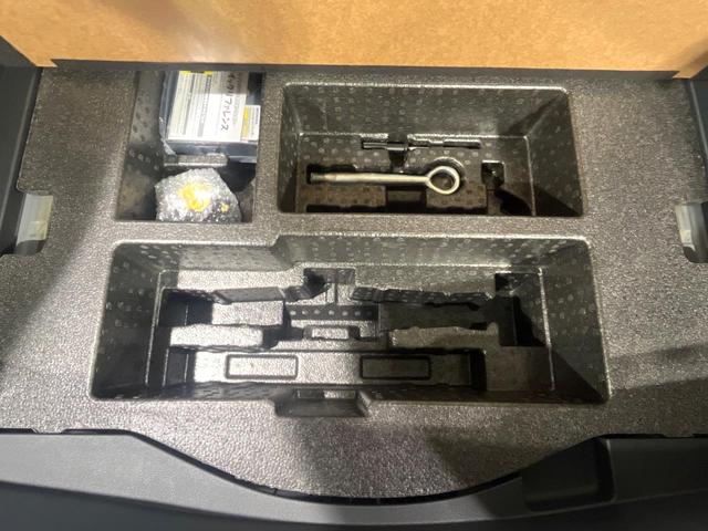 ＷＲ－Ｖ Ｚ　禁煙車　ホンダセンシング　ホンダコネクトナビ　レーダークルーズ　バックカメラ　ハーフレザーシート　ＥＴＣ　ドラレコ　スマートキー　ＬＥＤヘッドライト　純正１７インチアルミ　オートライト　オートエアコン（49枚目）