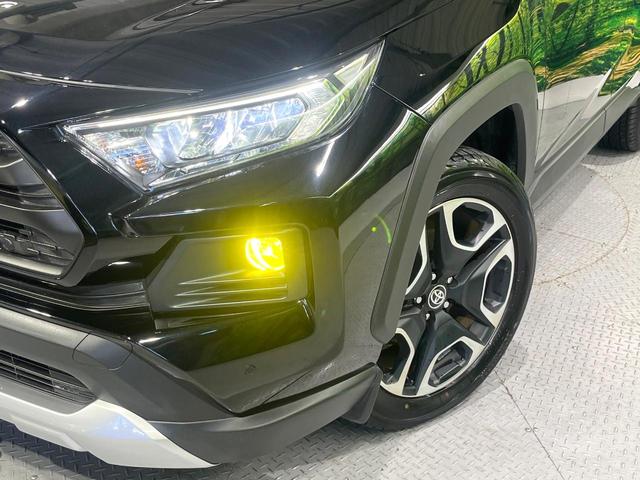ＲＡＶ４ アドベンチャー　禁煙車　サンルーフ　セーフティセンス　純正８型ディスプレイ　全周囲カメラ　レーダークルーズ　電動リアゲート　ブラインドスポットモニター　シートベンチレーション　合皮シート　パワーシート　ＥＴＣ（12枚目）