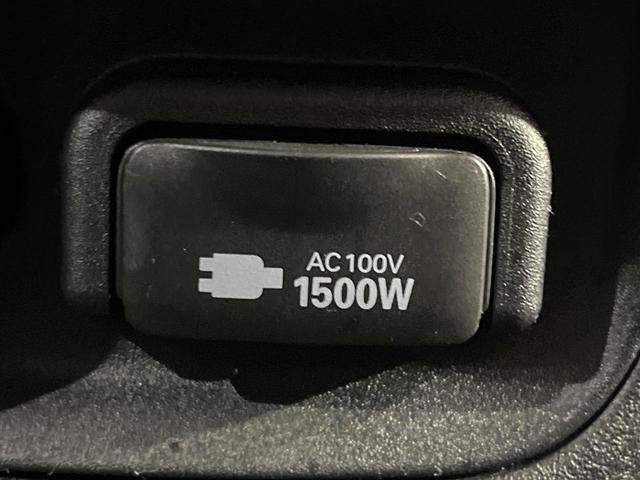 シエンタ ハイブリッドＺ　禁煙車　セーフティセンス　純正１０．３型ナビ　全周囲カメラ　両側電動スライド　前席シートヒーター（6枚目）