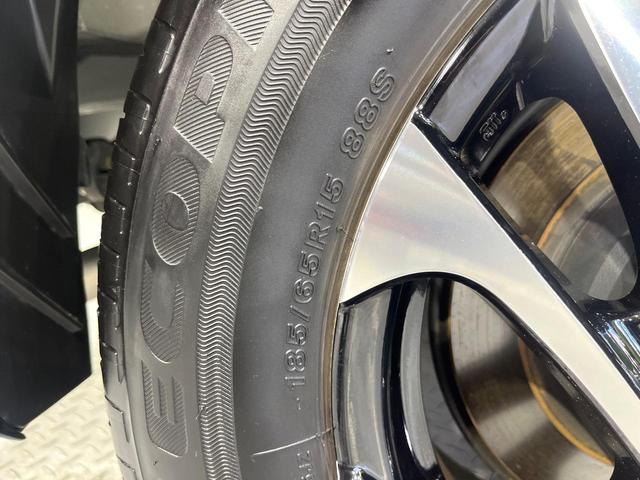 シエンタ ハイブリッドＺ　禁煙車　セーフティセンス　純正１０．３型ナビ　全周囲カメラ　両側電動スライド　前席シートヒーター（51枚目）