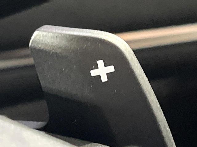 ヴェゼル ｅ：ＨＥＶ　Ｚ　禁煙車　ホンダセンシング　純正９型ナビ　バックカメラ　前席シートヒーター　ブラインドスポットモニター　電動パーキングブレーキ　パドルシフト　コーナーセンサー　シーケンシャルターンランプ　ＥＴＣ（26枚目）