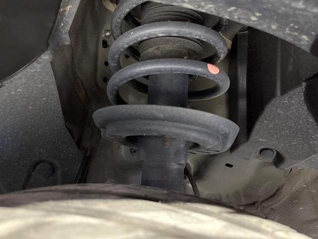 ヴェゼル ｅ：ＨＥＶ　Ｚ　禁煙車　ホンダセンシング　純正９型ナビ　バックカメラ　前席シートヒーター　ブラインドスポットモニター　電動パーキングブレーキ　パドルシフト　コーナーセンサー　シーケンシャルターンランプ　ＥＴＣ（52枚目）