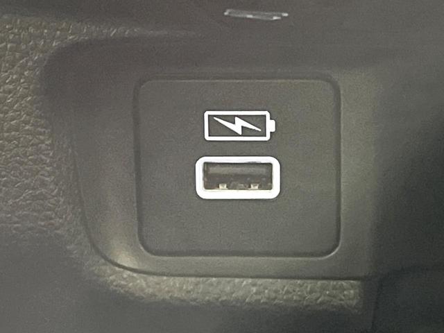 ヴェゼル ｅ：ＨＥＶ　Ｚ　禁煙車　ホンダセンシング　純正９型ナビ　バックカメラ　前席シートヒーター　ブラインドスポットモニター　電動パーキングブレーキ　パドルシフト　コーナーセンサー　シーケンシャルターンランプ　ＥＴＣ（57枚目）