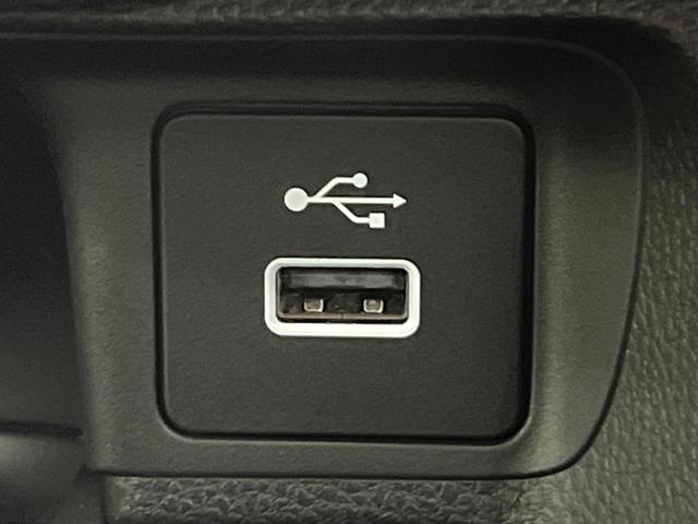 ヴェゼル ｅ：ＨＥＶ　Ｚ　禁煙車　ホンダセンシング　純正９型ナビ　バックカメラ　前席シートヒーター　ブラインドスポットモニター　電動パーキングブレーキ　パドルシフト　コーナーセンサー　シーケンシャルターンランプ　ＥＴＣ（58枚目）