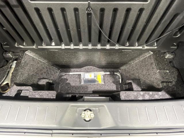 ムーヴ カスタム　ＲＳ　ハイパーリミテッドＳＡＩＩＩ　ターボ　全周囲カメラ　衝突被害軽減システム　純正８型ナビ　禁煙車　シートヒーター　ドラレコ　スマートキー　ＬＥＤヘッド　純正１５インチアルミ　オートハイビーム　オートライト　オートエアコン（30枚目）