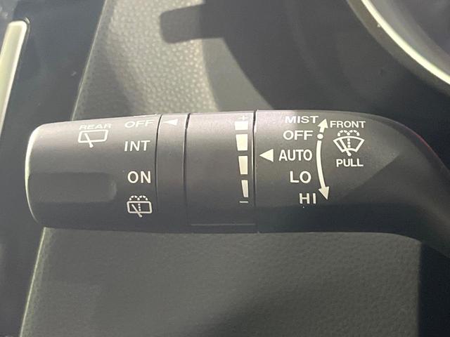 プレマシー ２０Ｓ－スカイアクティブ　Ｌパッケージ　両側電動ドア　純正ナビ　バックカメラ　禁煙車　スマートキー　ＨＩＤヘッド　ビルトインＥＴＣ　クルコン　純正１７インチアルミ　オートライト　オートエアコン　Ｂｌｕｅｔｏｏｔｈ　ＣＤ　ＤＶＤ再生　地デジ（50枚目）