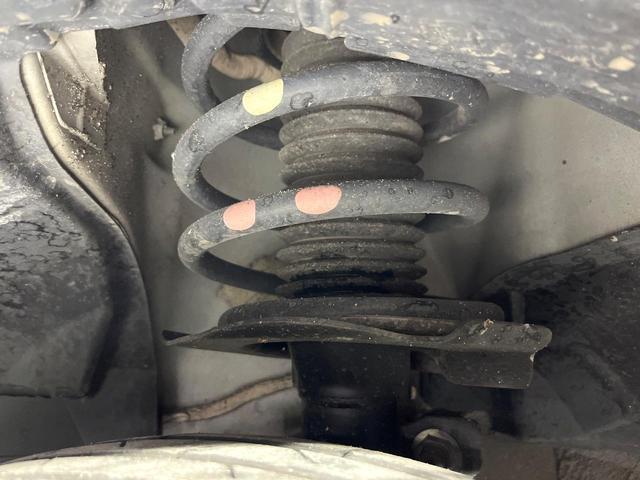 セレナ ハイウェイスターＶ　両側電動ドア　全周囲カメラ　純正１０型ナビ　衝突被害軽減システム　レーダークルーズ　禁煙車　ドラレコ　コーナーセンサー　スマートキー　ＬＥＤヘッド　ＥＴＣ　純正１６インチアルミ　オートハイビーム（21枚目）