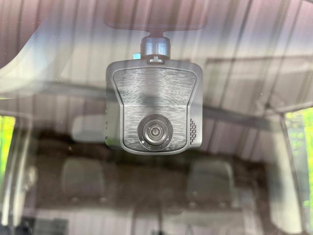 タント カスタムＸ　トップエディションＳＡＩＩ　禁煙車　衝突被害軽減装置　メモリーナビ　Ｂｌｕｅｔｏｏｔｈ再生　バックカメラ　電動スライドドア　オートエアコン　ＬＥＤライト　オートライト　スマートキー　純正１４インチアルミホイール　シートリフター（30枚目）