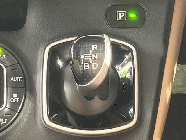 ノア ハイブリッドＧ　禁煙車　９型ナビ　Ｂｌｕｅｔｏｏｔｈ再生　バックカメラ　リアモニター　両側電動スライド　リアオートエアコン　前席シートヒーター　ＥＴＣ　クルーズコントロール　ＬＥＤライト　オートライト　７人乗り（22枚目）