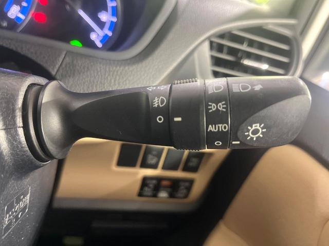 ノア ハイブリッドＧ　禁煙車　９型ナビ　Ｂｌｕｅｔｏｏｔｈ再生　バックカメラ　リアモニター　両側電動スライド　リアオートエアコン　前席シートヒーター　ＥＴＣ　クルーズコントロール　ＬＥＤライト　オートライト　７人乗り（24枚目）