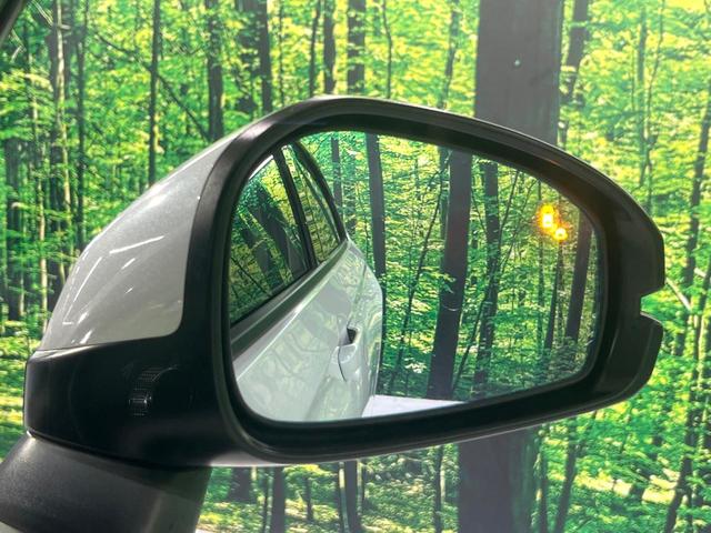 ヴェゼル ｅ：ＨＥＶ　Ｚ　禁煙車　ホンダセンシング　ホンダコネクト９型ナビ　バックカメラ　電動リアゲート　前席シートヒーター　ブラインドスポットモニター　電動パーキングブレーキ　ＥＴＣ　パドルシフト　コーナーセンサー（6枚目）