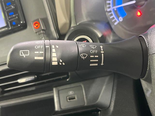 デイズ Ｘ　禁煙車　衝突被害軽減装置　メモリーナビ　全周囲カメラ　オートエアコン　オートライト　ＥＴＣ　スマートキー　プッシュスタート　純正１４インチアルミホイール　シートリフター　アイドリングストップ（23枚目）