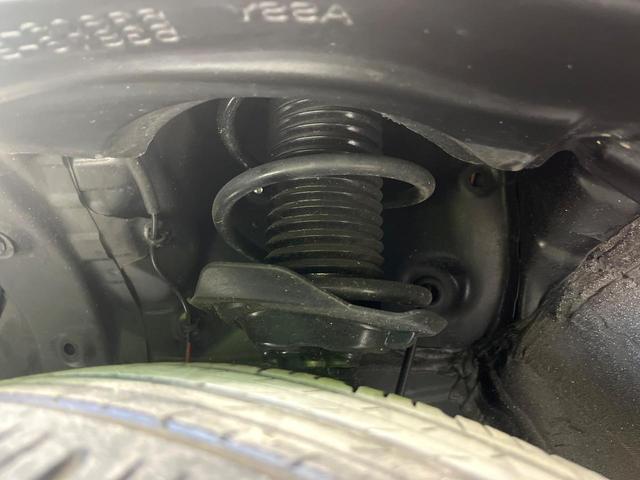 ライズ Ｇ　禁煙車　スマートアシスト　純正９型ディスプレイオーディオ　パノラミックビューモニター　ＥＴＣ　ＬＥＤヘッド　オートハイビーム　スマートキー　オートエアコン　ステアリングスイッチ　車線逸脱警報（20枚目）