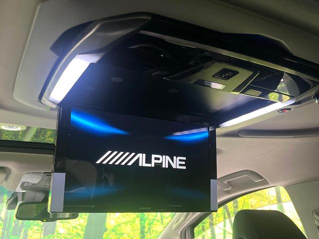 アルファード ２．５Ｓ　Ｃパッケージ　禁煙車　サンルーフ　フリップダウンモニター　ＢＩＧ－Ｘ１１インチナビ　バックカメラ　衝突軽減装置　レーダークルーズ　パワーバックドア　パワーシート　シートベンチレーション　ステアリングヒーター（4枚目）