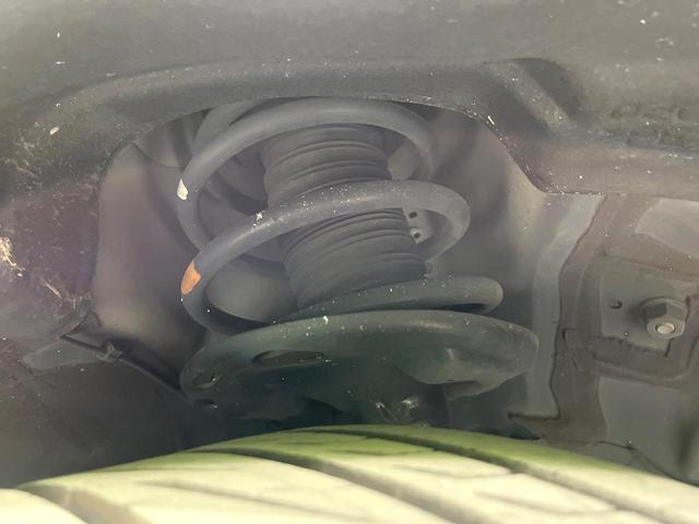 アルファード ２．５Ｓ　Ｃパッケージ　禁煙車　サンルーフ　フリップダウンモニター　ＢＩＧ－Ｘ１１インチナビ　バックカメラ　衝突軽減装置　レーダークルーズ　パワーバックドア　パワーシート　シートベンチレーション　ステアリングヒーター（21枚目）