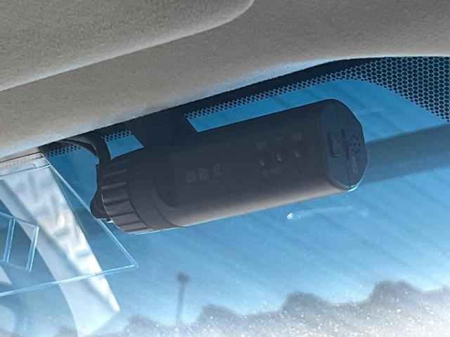 アルファード ２．５Ｓ　Ｃパッケージ　禁煙車　サンルーフ　フリップダウンモニター　ＢＩＧ－Ｘ１１インチナビ　バックカメラ　衝突軽減装置　レーダークルーズ　パワーバックドア　パワーシート　シートベンチレーション　ステアリングヒーター（31枚目）