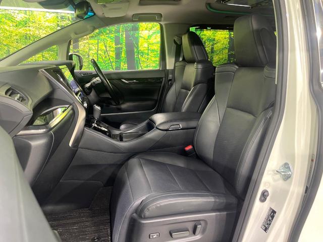 アルファード ２．５Ｓ　Ｃパッケージ　禁煙車　サンルーフ　フリップダウンモニター　ＢＩＧ－Ｘ１１インチナビ　バックカメラ　衝突軽減装置　レーダークルーズ　パワーバックドア　パワーシート　シートベンチレーション　ステアリングヒーター（41枚目）
