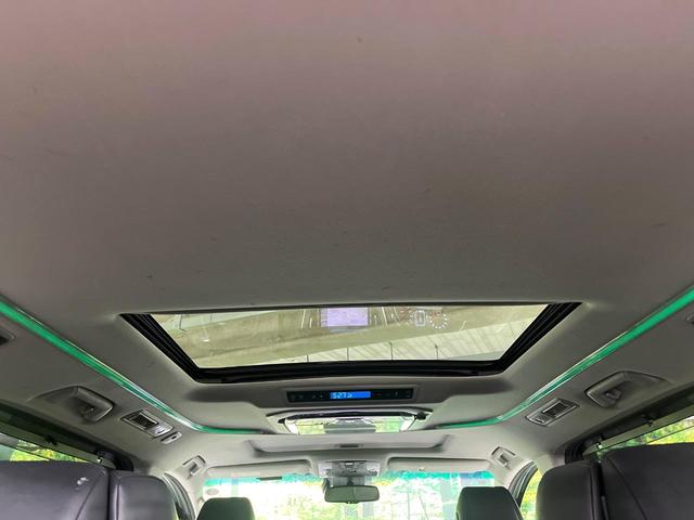 アルファード ２．５Ｓ　Ｃパッケージ　禁煙車　サンルーフ　フリップダウンモニター　ＢＩＧ－Ｘ１１インチナビ　バックカメラ　衝突軽減装置　レーダークルーズ　パワーバックドア　パワーシート　シートベンチレーション　ステアリングヒーター（42枚目）