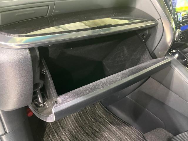 アルファード ２．５Ｓ　Ｃパッケージ　禁煙車　サンルーフ　フリップダウンモニター　ＢＩＧ－Ｘ１１インチナビ　バックカメラ　衝突軽減装置　レーダークルーズ　パワーバックドア　パワーシート　シートベンチレーション　ステアリングヒーター（44枚目）