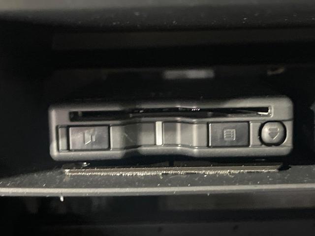 タフト Ｇ　クロムベンチャー　禁煙車　スマートアシスト　ガラスルーフ　純正９型ディスプレイ　バックカメラ　前席シートヒーター　オートエアコン　ＬＥＤライト　オートライト　ＥＴＣ　純正１５インチアルミホイール　電動パーキングブレーキ（7枚目）