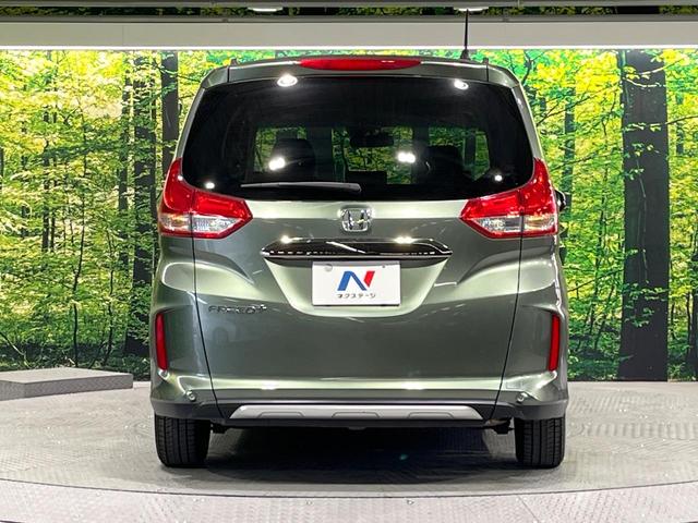 フリード+ クロスター・ホンダセンシング 禁煙車 衝突軽減装置 純正9型ナビ バックカメラ 両側電動スライド 前席シートヒーター ETC 車線逸脱警報 LEDライト オートライト ウィンカーミラー ドラレコ 後席サンシェード(15枚目)
