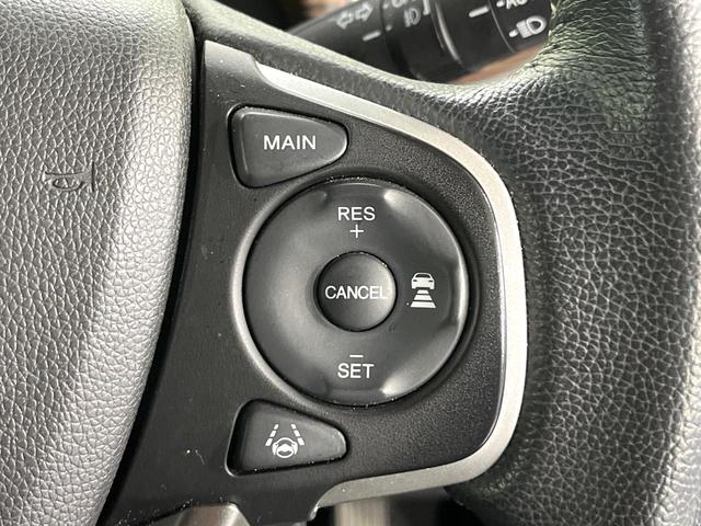 フリード+ クロスター・ホンダセンシング 禁煙車 衝突軽減装置 純正9型ナビ バックカメラ 両側電動スライド 前席シートヒーター ETC 車線逸脱警報 LEDライト オートライト ウィンカーミラー ドラレコ 後席サンシェード(43枚目)