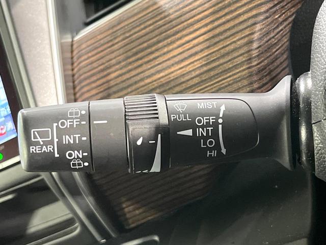 フリード+ クロスター・ホンダセンシング 禁煙車 衝突軽減装置 純正9型ナビ バックカメラ 両側電動スライド 前席シートヒーター ETC 車線逸脱警報 LEDライト オートライト ウィンカーミラー ドラレコ 後席サンシェード(49枚目)