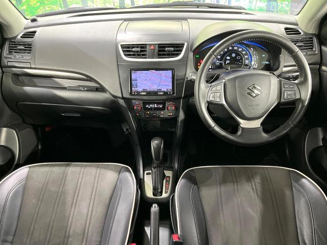 スイフト スタイル－ＤＪＥ　禁煙車　メモリーナビ　バックカメラ　オートエアコン　シートヒーター　パドルシフト　ＥＴＣ　ＨＩＤライト　オートライト　シートリフター　スマートキー　横滑り防止装置　純正１６インチアルミホイール（2枚目）