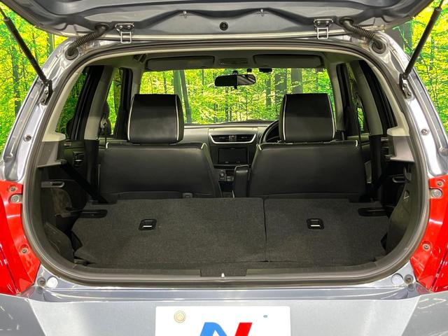 スイフト スタイル－ＤＪＥ　禁煙車　メモリーナビ　バックカメラ　オートエアコン　シートヒーター　パドルシフト　ＥＴＣ　ＨＩＤライト　オートライト　シートリフター　スマートキー　横滑り防止装置　純正１６インチアルミホイール（10枚目）