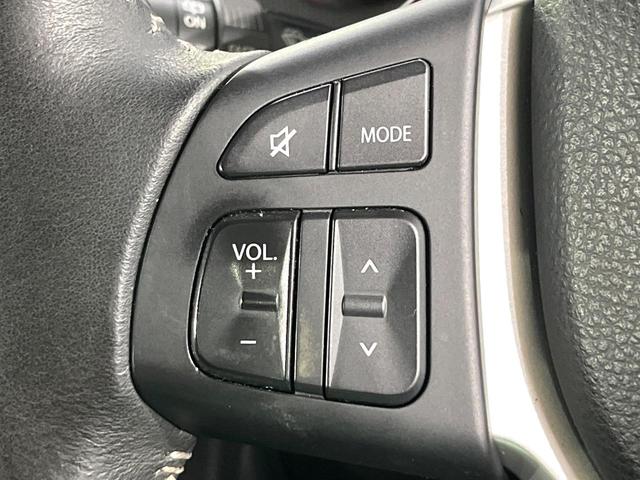 スイフト スタイル－ＤＪＥ　禁煙車　メモリーナビ　バックカメラ　オートエアコン　シートヒーター　パドルシフト　ＥＴＣ　ＨＩＤライト　オートライト　シートリフター　スマートキー　横滑り防止装置　純正１６インチアルミホイール（22枚目）