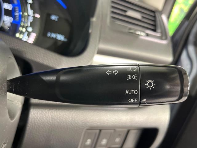 スイフト スタイル－ＤＪＥ　禁煙車　メモリーナビ　バックカメラ　オートエアコン　シートヒーター　パドルシフト　ＥＴＣ　ＨＩＤライト　オートライト　シートリフター　スマートキー　横滑り防止装置　純正１６インチアルミホイール（32枚目）