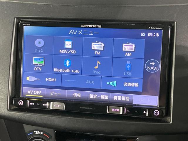 スイフト スタイル－ＤＪＥ　禁煙車　メモリーナビ　バックカメラ　オートエアコン　シートヒーター　パドルシフト　ＥＴＣ　ＨＩＤライト　オートライト　シートリフター　スマートキー　横滑り防止装置　純正１６インチアルミホイール（50枚目）