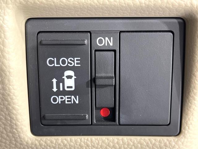 N-BOX G・Lホンダセンシング 禁煙車 ホンダセンシング 純正ナビ バックカメラ 電動スライド オートエアコン レーンアシスト ETC LEDライト オートライト ステアリングスイッチ スマートキー ウィンカーミラー 後席シェード(6枚目)