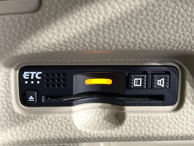 N-BOX G・Lホンダセンシング 禁煙車 ホンダセンシング 純正ナビ バックカメラ 電動スライド オートエアコン レーンアシスト ETC LEDライト オートライト ステアリングスイッチ スマートキー ウィンカーミラー 後席シェード(7枚目)