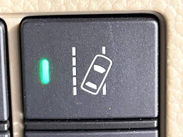 N-BOX G・Lホンダセンシング 禁煙車 ホンダセンシング 純正ナビ バックカメラ 電動スライド オートエアコン レーンアシスト ETC LEDライト オートライト ステアリングスイッチ スマートキー ウィンカーミラー 後席シェード(22枚目)