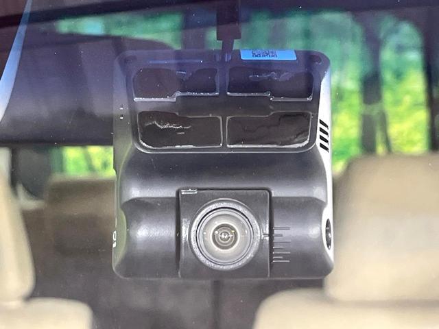 N-BOX G・Lホンダセンシング 禁煙車 ホンダセンシング 純正ナビ バックカメラ 電動スライド オートエアコン レーンアシスト ETC LEDライト オートライト ステアリングスイッチ スマートキー ウィンカーミラー 後席シェード(42枚目)