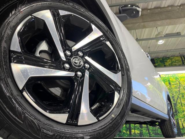 ライズ Ｚ　ハイブリッド車　登録済未使用車　スマートアシスト　純正９型ディスプレイ　全周囲カメラ　前席シートヒーター　コーナーセンサー　シーケンシャルターンランプ　ＬＥＤライト　オートライト　オートエアコン（13枚目）