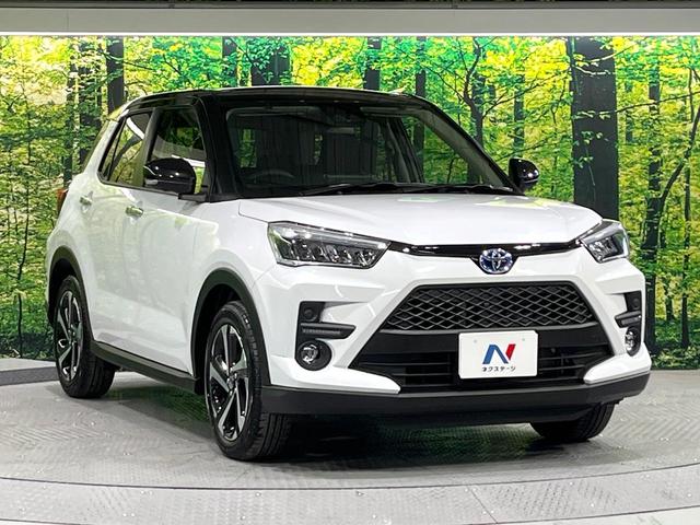 ライズ Ｚ　ハイブリッド車　登録済未使用車　スマートアシスト　純正９型ディスプレイ　全周囲カメラ　前席シートヒーター　コーナーセンサー　シーケンシャルターンランプ　ＬＥＤライト　オートライト　オートエアコン（16枚目）